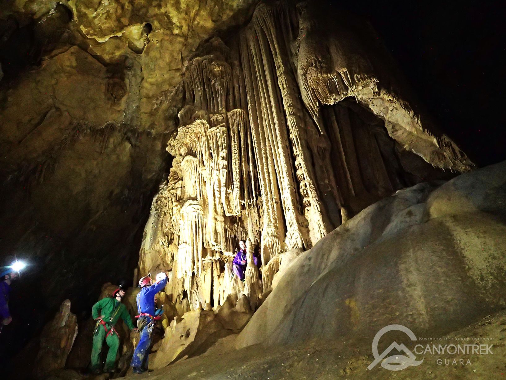 Cueva de Bexanka – Espeleología con vivac